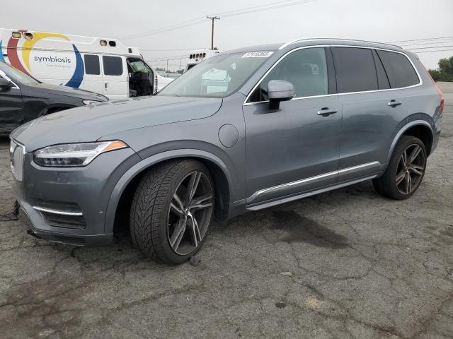 2017 VOLVO XC90 T8 — VIN YV4BC0PL2H1186952