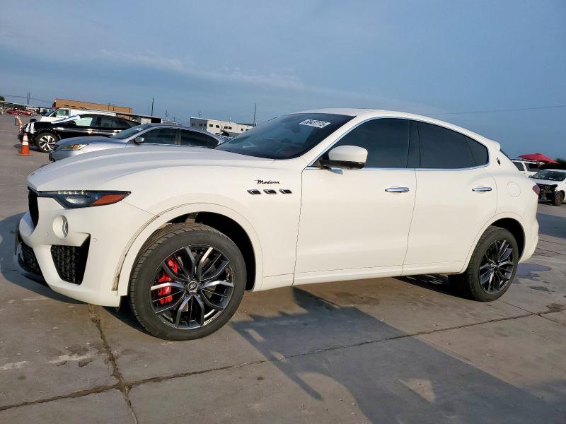 2022 MASERATI LEVANTE MO — VIN ZN661YUM8NX389289