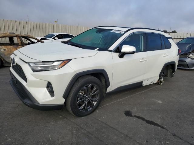 2022 TOYOTA RAV4 XLE P — VIN JTMB6RFVXNJ023673