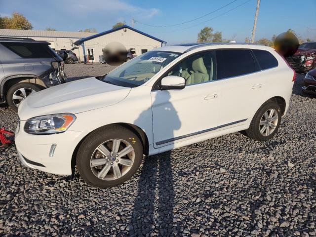 2016 VOLVO XC60 T6 PREMIER — VIN YV4902RK6G2785630