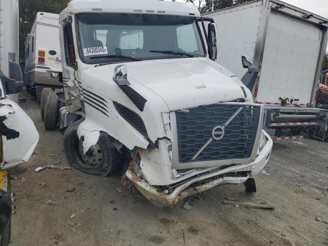 2021 VOLVO VNR — VIN 4V4WC9DG1MN600357