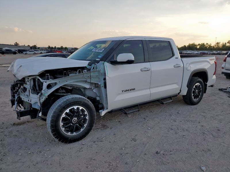 2024 TOYOTA TUNDRA CRE — VIN 5TFLA5AB8RX033100