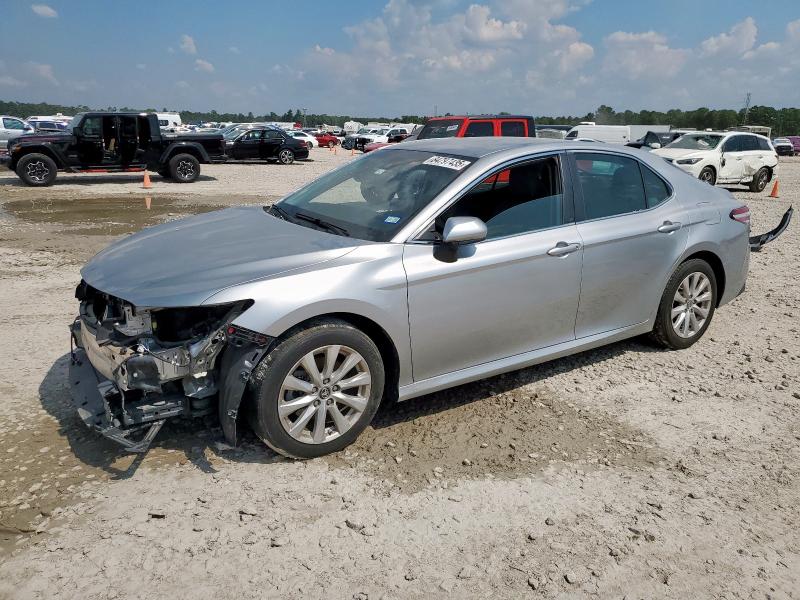 2018 TOYOTA CAMRY L — VIN 4T1B11HK5JU668481