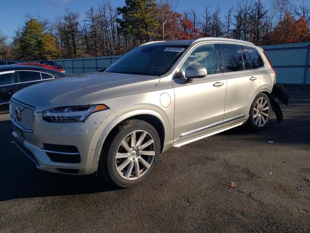 2016 VOLVO XC90 T8 — VIN YV4BC0PL6G1076954