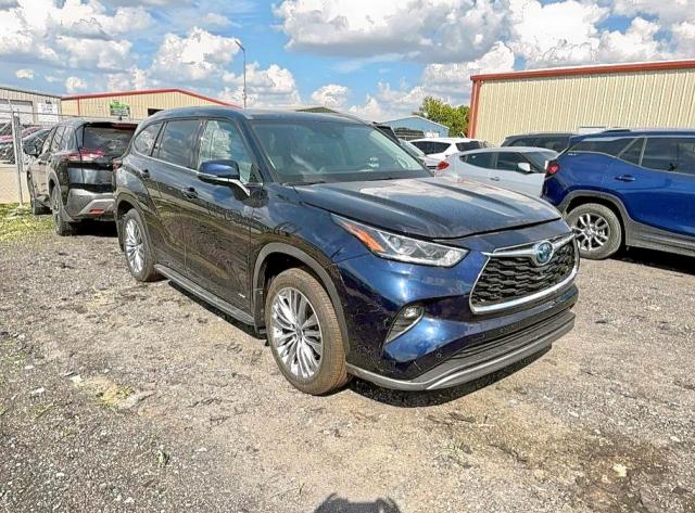 2024 TOYOTA HIGHLANDER — VIN 5TDEBRCHXRS633492