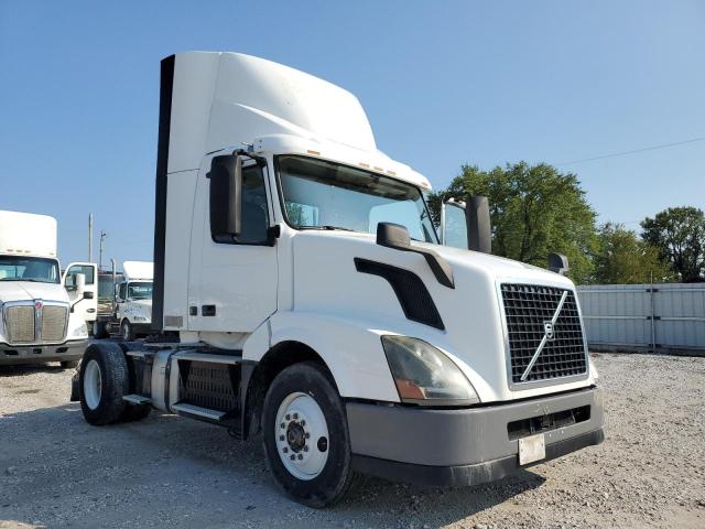 2017 VOLVO VN VNL — VIN 4V4N39TG7HN988052