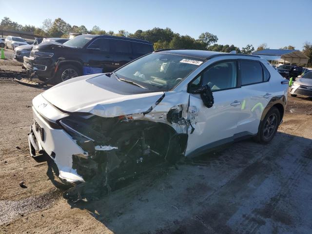 2024 TOYOTA BZ4X XLE — VIN JTMAAAAA6RA030237