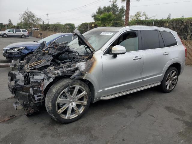 2016 VOLVO XC90 T6 — VIN YV4A22PL8G1036322