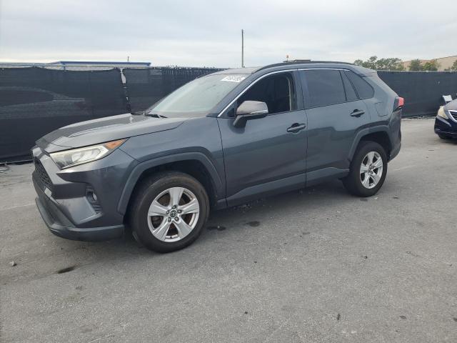 2019 TOYOTA RAV4 XLE — VIN JTMW1RFV8KD009295