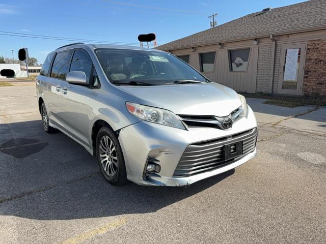 2020 TOYOTA SIENNA XLE — VIN 5TDYZ3DC0LS030115